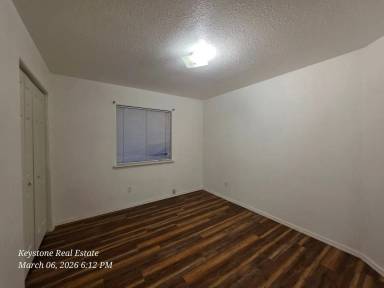 Main picture of 1867 17th St