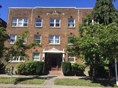 Main picture of 309 16th Ave E
