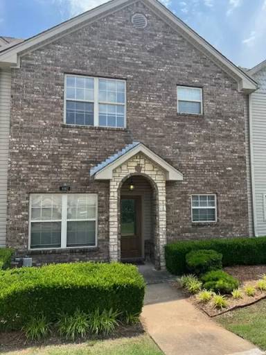 Main picture of 4104 Hunter Way
