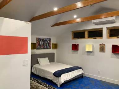 Main picture of 3649 Grand View Blvd