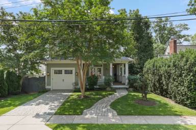 Main picture of 4622 15th St N