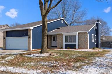 Main picture of 80 Bridgeport Way