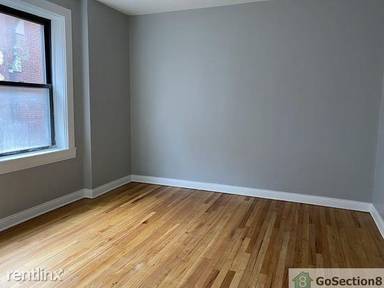 Main picture of 7749 S Yates Blvd