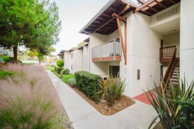 Main picture of 1760 S El Camino Real