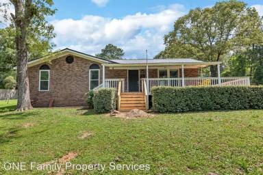 Main picture of 3104 Bay Ridge Dr