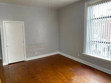 Main picture of 229 Scott St