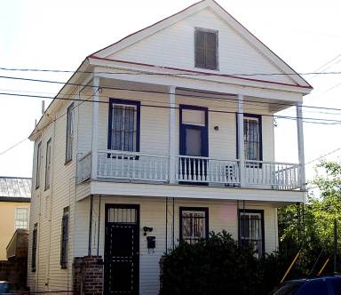 Main picture of 272A Coming St
