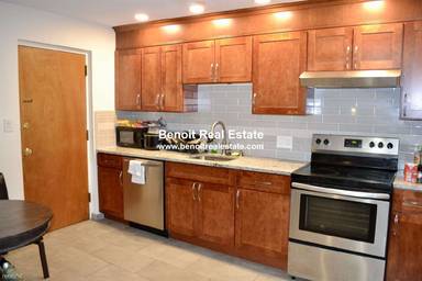 Main picture of 133 Heath St