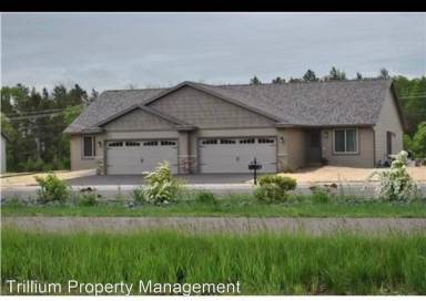 Main picture of 2523 Lake Ct
