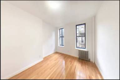Main picture of 138 Orchard St