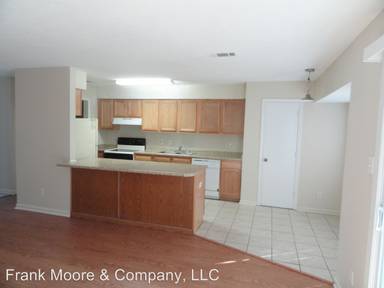 Main picture of 120 Leefield Dr