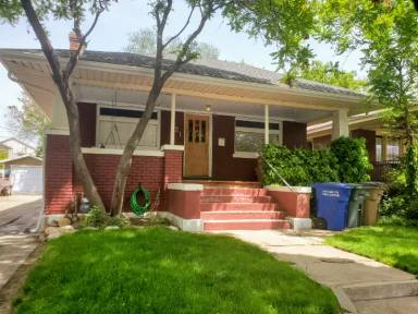 Main picture of 631 E Bryan Ave