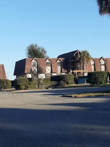 Main picture of Chesterbrook Condominiums