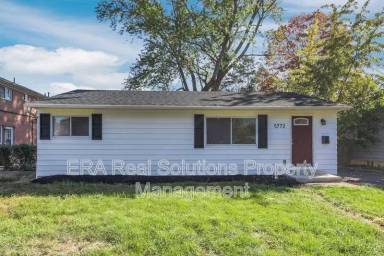 Main picture of 5772 N Meadows Blvd