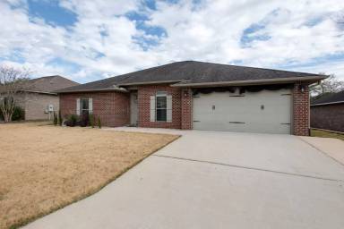 Main picture of 4600 Hermosa Rd