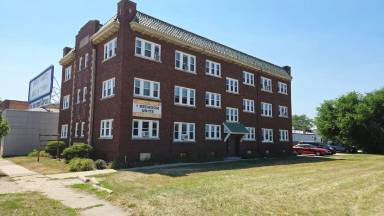 Main picture of 222 N 5th St