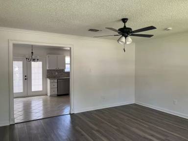 Main picture of 1113 Chester St