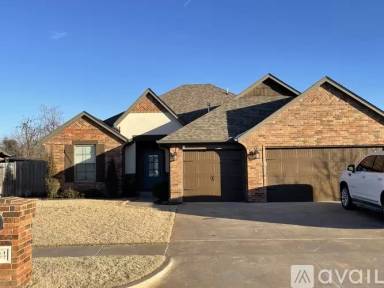 Main picture of 2604 Coles Creek Ln