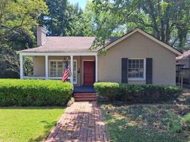 Main picture of 3215 Wellington Rd