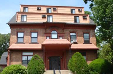 Main picture of 420 S Graham St