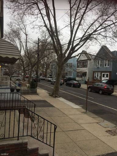 Main picture of 380 Van Nostrand Ave