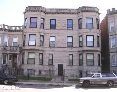 Main picture of 3129 W Augusta Blvd