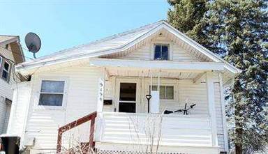 Main picture of 515 1/2 8th St SW