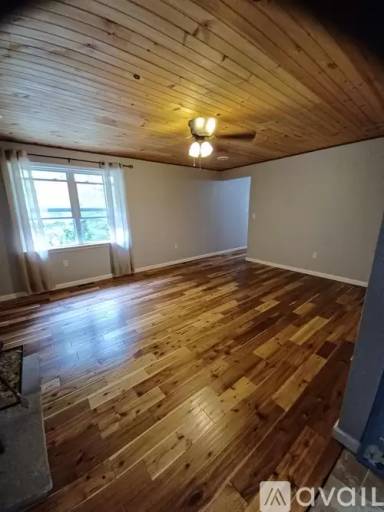 Main picture of 210 Crisman Rd