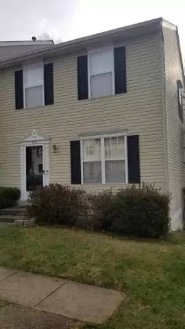 Main picture of 412 Kings Crest Dr