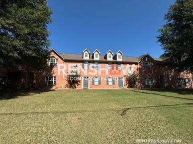 Main picture of 8508 Farmington Blvd