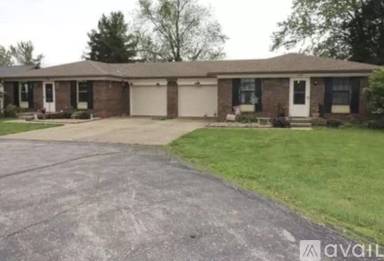 Main picture of 719 W Smith Valley Rd