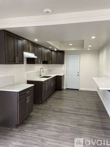 Main picture of 4011 W 116th St