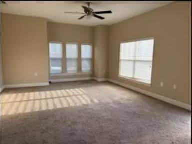 Main picture of 2684 Hibiscus Way