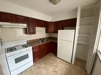 Main picture of 736 W Buena Ave
