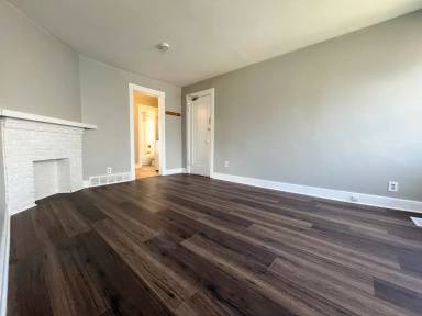 Main picture of 242 Delaware Rd