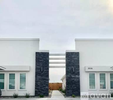 Main picture of 2016 Summerland Ln