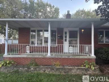 Main picture of 429 Monroe Ave