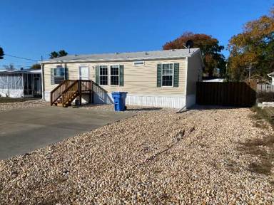 Main picture of 314 Evergreen St