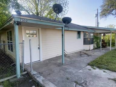 Main picture of 7344 Sparta Rd