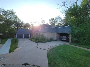 Main picture of 2904 Partridge Cir