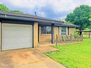 Main picture of 1136 Elmhurst St