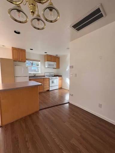Main picture of 8540 Hubbard Rd