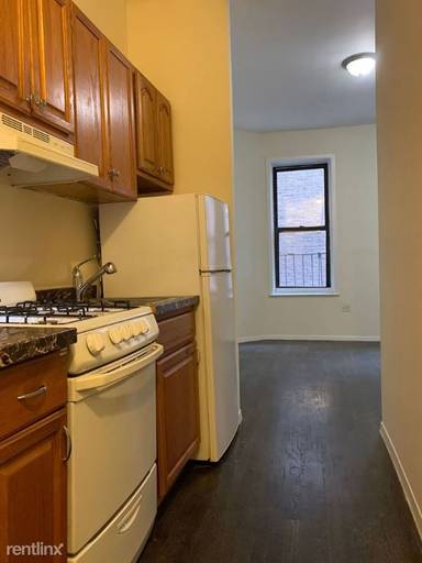 Main picture of 1382 1st Ave
