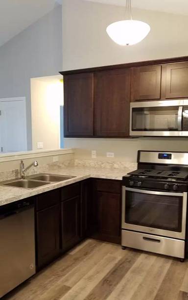 Main picture of Timber Pointe Apartments