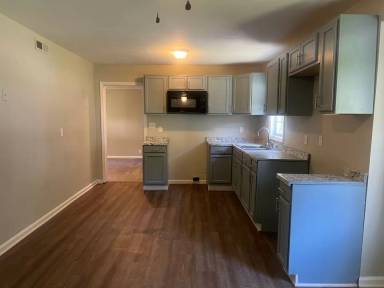 Main picture of 1414 Moonlite Ave