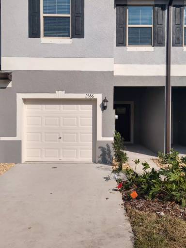 Main picture of 2586 Charlan Ct