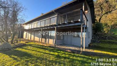 Main picture of 5755 Skyline Dr