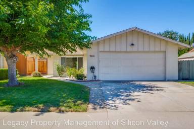 Main picture of 7331 Pittsfield Way