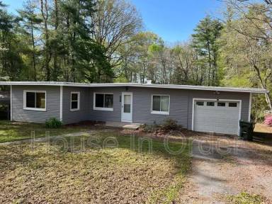 Main picture of 1451 Dana Rd