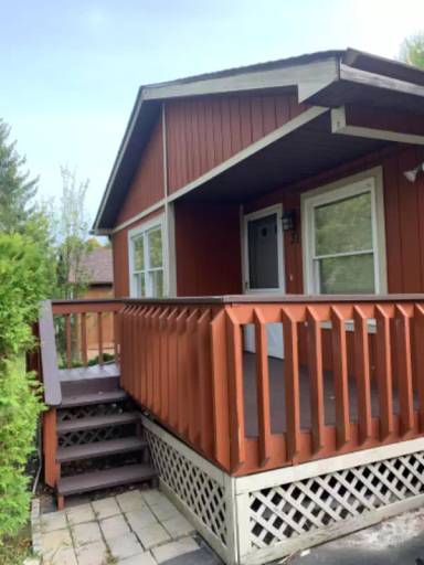 Main picture of 31 Timber Hill Ln